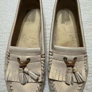 Women's Cream Loafers with Tassels